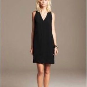 Banana Republic Women's Black Classic T- Back Dress Size Small New With Tags